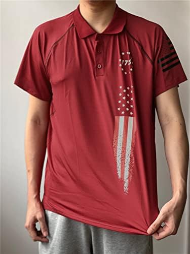 יום העצמאות של הרגלסמן 1776 יום העצמאות של הרגלסמן דגל אמריקאי PRIN חולצת פולו שרוול קצר