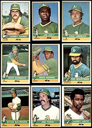1976 Topps Oakland Athletics Team