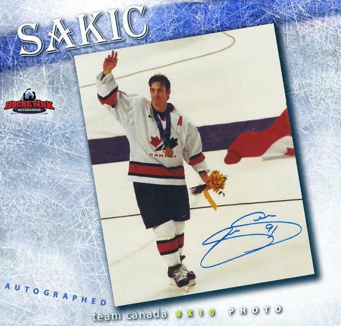 ג'ו סאקיץ 'חתום צוות קנדה 8 x 10 צילום -70125 - תמונות NHL עם חתימה