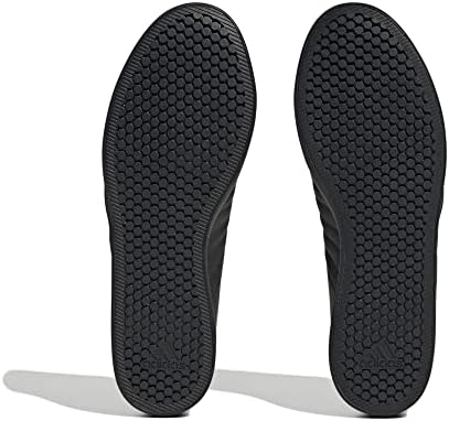 נעלי ספורט לגברים של אדידס