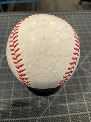 1972 קבוצת פיראטים פיטסבורג חתמה על בייסבול רוברטו קלמנטה 26 אוטומס JSA - כדורי בייסבול חתימה