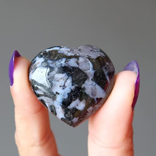 גבישי סאטן גברו חובב לב קסום אינדיגו אבן שחורה 2.25-2.5 אינץ '
