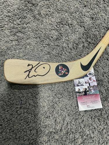 קית טקצ'וק אריזונה פיניקס קויוטות חתום על חתימה הוקי מקל חתימה עם JSA COA - מקלות NHL עם חתימה