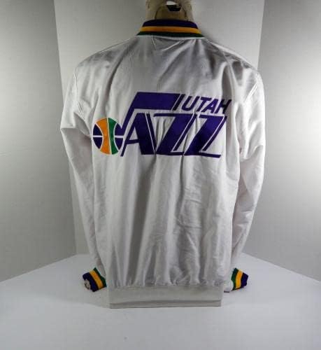 1992-93 יוטה ג'אז טירון קורבין 23 משחק משמש מכנסי ז'קט חימום לבן 44 38 9 - משחק NBA בשימוש