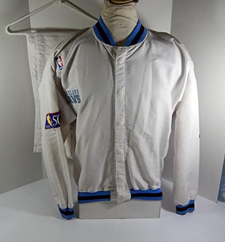 1996-97 קליבלנד קאבלירס רג'י GEARY 2 משחק משומש משמש מכנסי ז'קט לבן 50 3 - משחק NBA בשימוש
